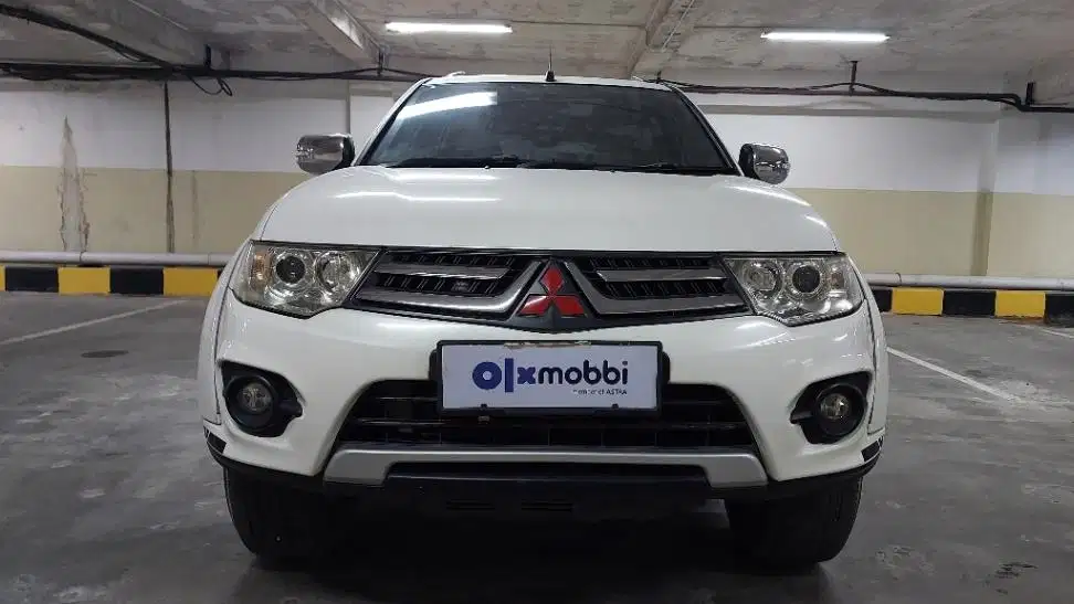 TDP 11JT Mitsubishi Pajero Sport 2.5 Exceed 4x2 Solar-AT Putih 2015