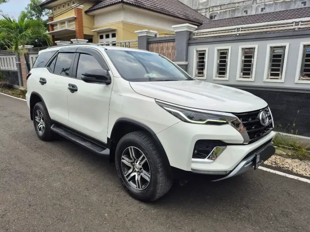 Fortuner 2.4 Diesel 2022 Metik