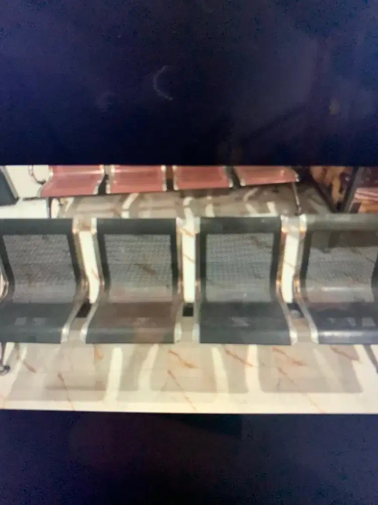 Kursi tunggu 4 seat hitam