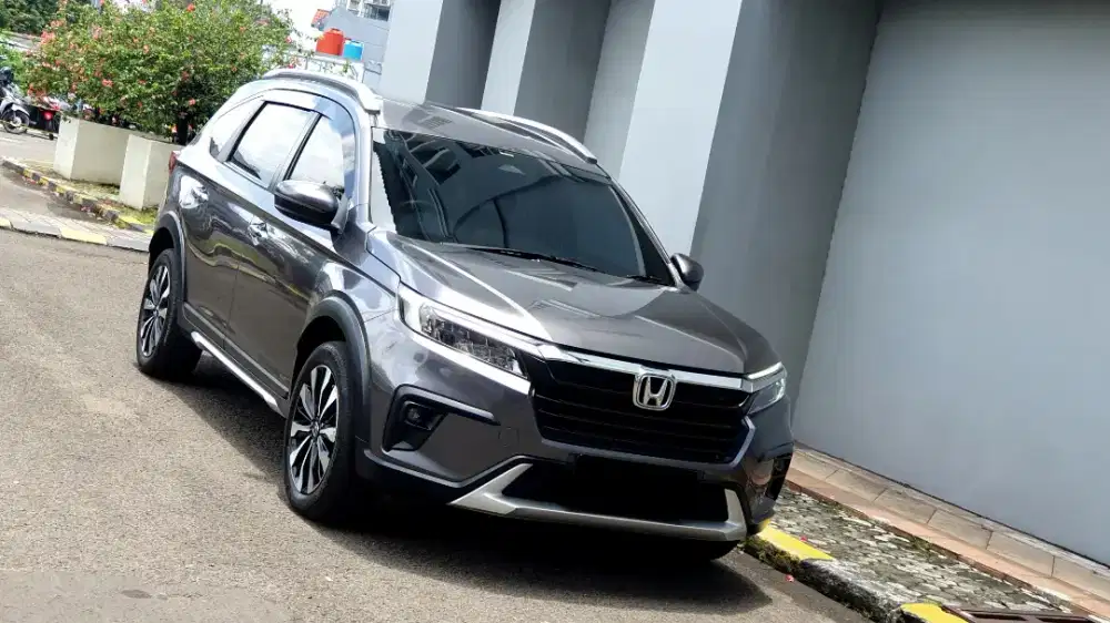 Honda brv prestige sensing 2022 pakai 2023 abu