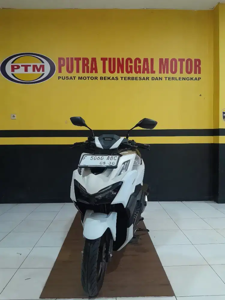 JUAL CASH KREDIT VARIO 160 CBS 2025