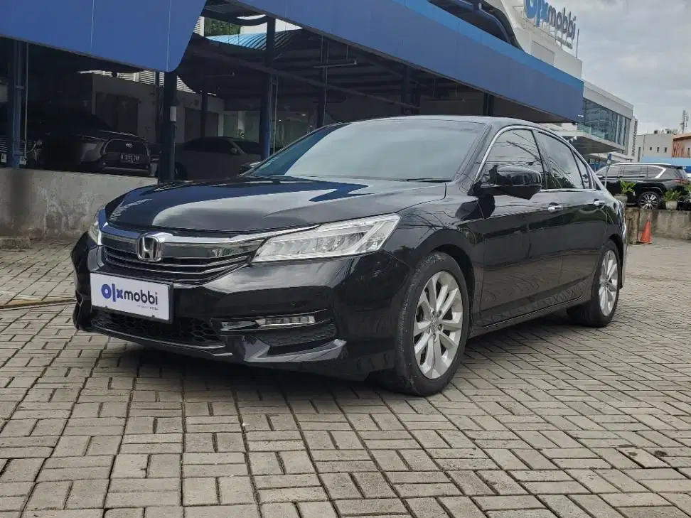 LOW DP Honda Accord 2.4 VTI-L Bensin-AT 2018 SMC