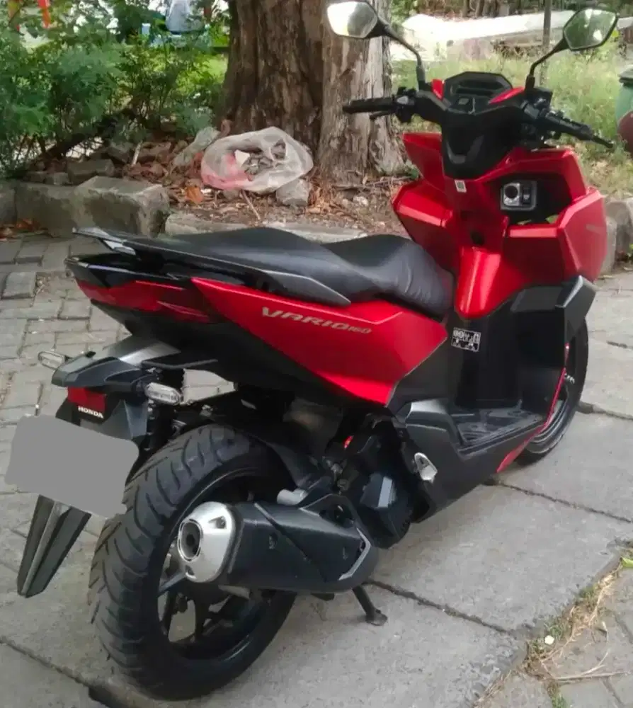 Vario 160 CBS ISS merah dof
