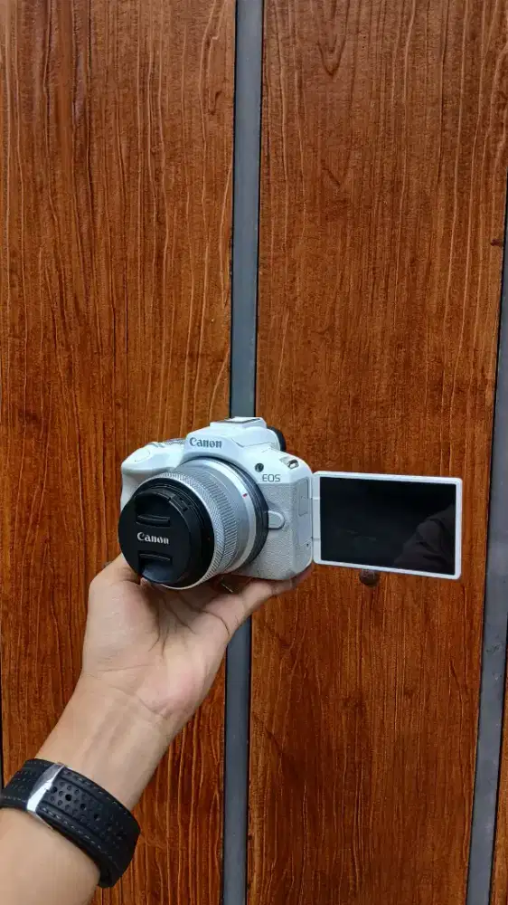Tinggal Pakai Canon R50+Mic Rode 99% LikeNew