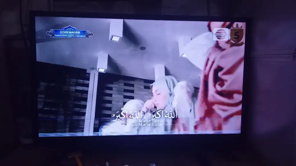 Di jual tv led plytron 32inch