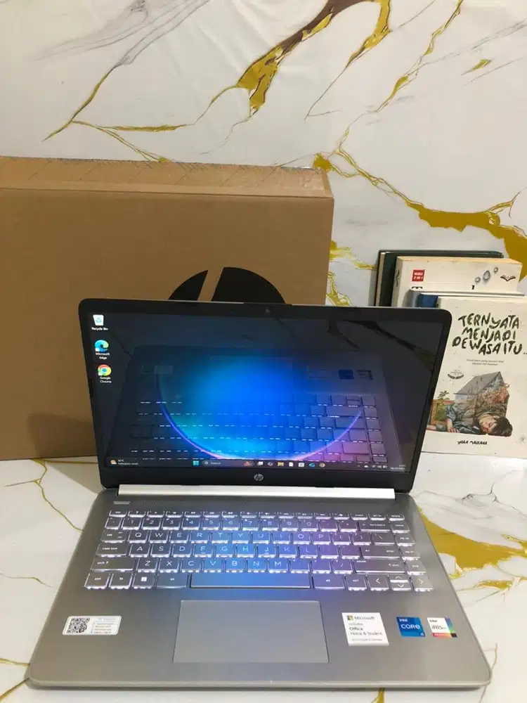 HP Laptop 14 intel Core i5 gen 11 8/256 Gb