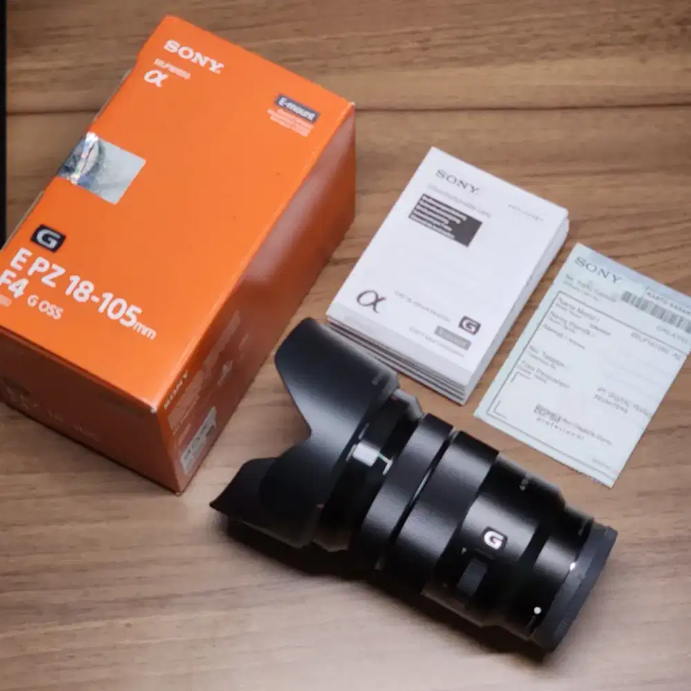 Sony 18-105mm F4 G OSS like new