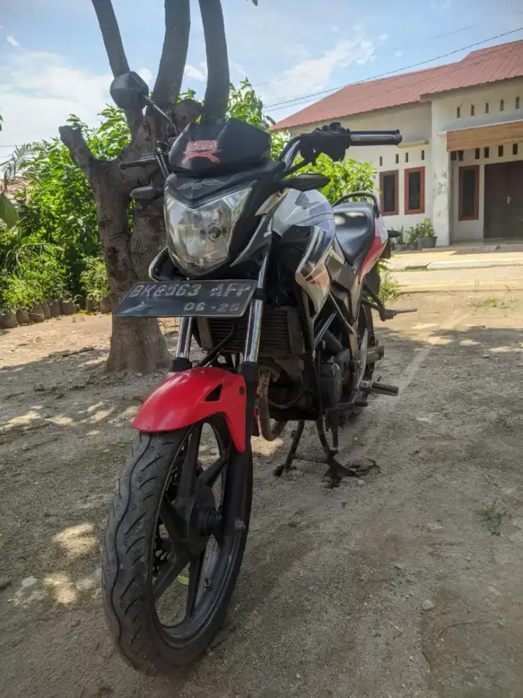 Honda CB150R OLD