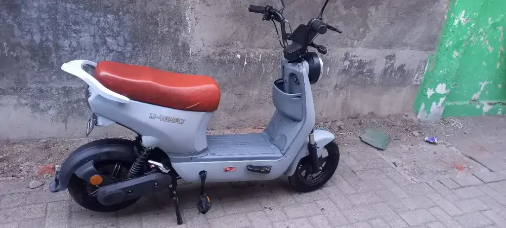 Sepeda listrik uwinfly 12v12h