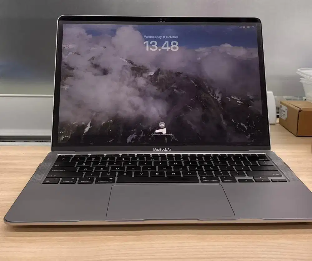 MacBook Air M1 (2020)