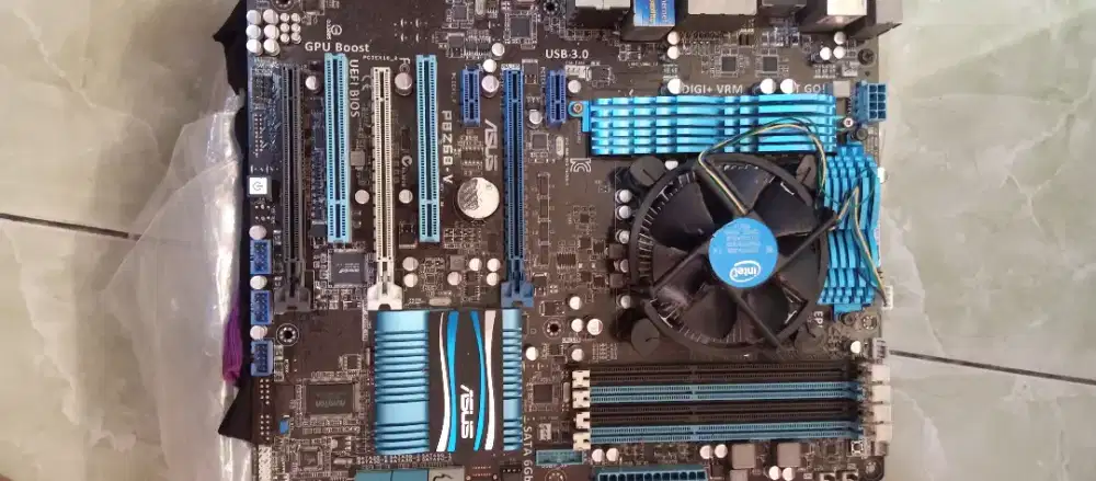 procesor i5 gen 3 + mobo ASUS  PBZ68 - V