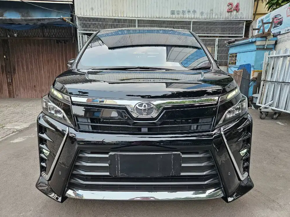 Jamin full ori Toyota Voxy 2.0 hitam 2020 nik 2019 km 46 rb black bgs