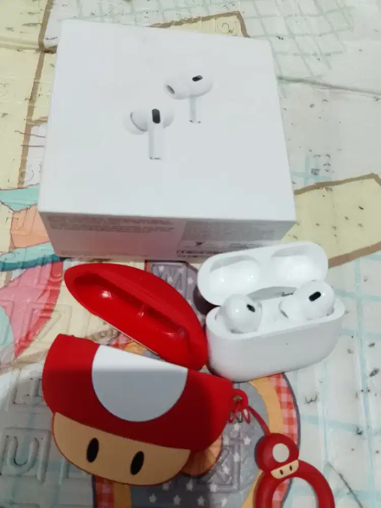 Airpods Pro Gen 2 fullset Garansi aktif 01/05/26