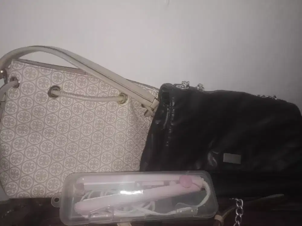 Tas wanita sudah dapat 2 tas & catokan kecil