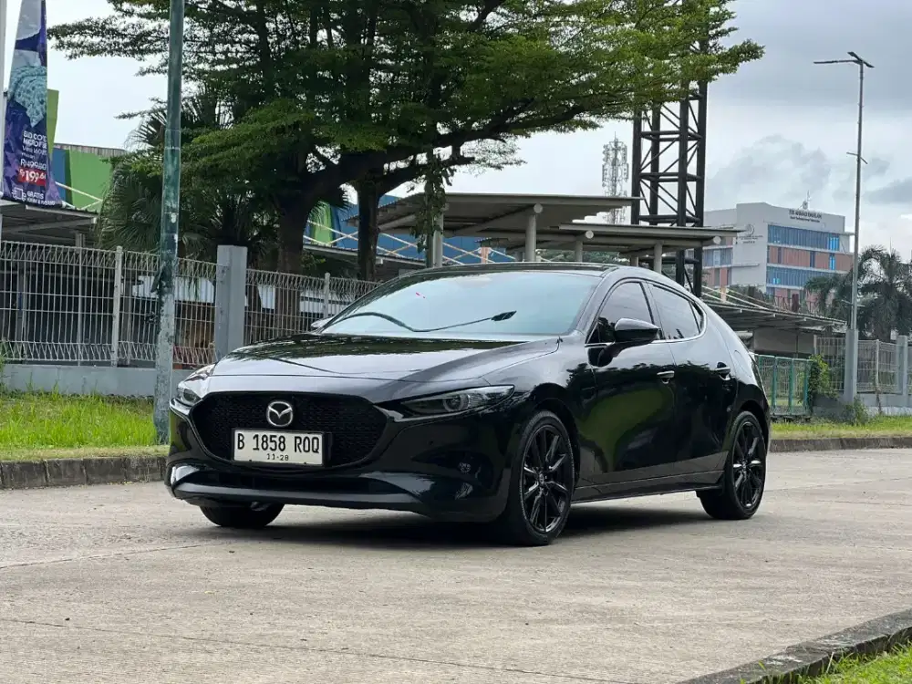 Mazda 3 hatchback 2023 VIP condition