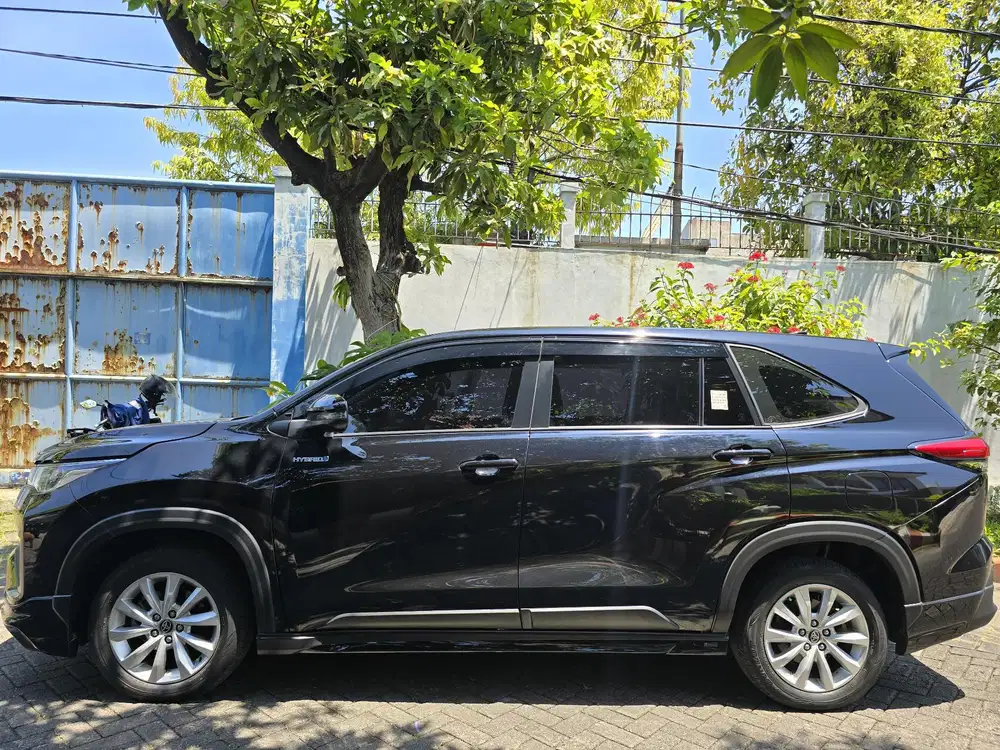 Toyota Kijang Innova 2023 Hybrid
