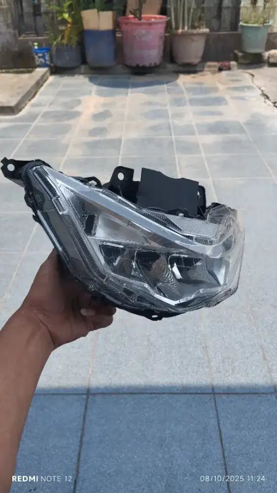 Lampu motor dan cover belakang honda beat