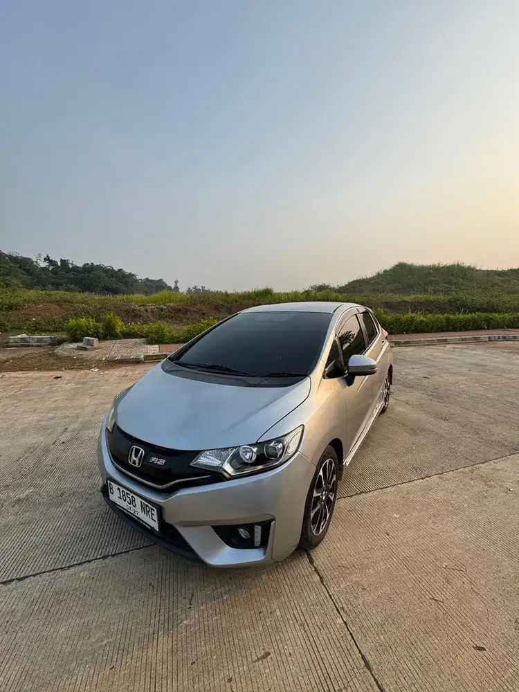 Honda Jazz RS CVT 2017 Murah & Service Record