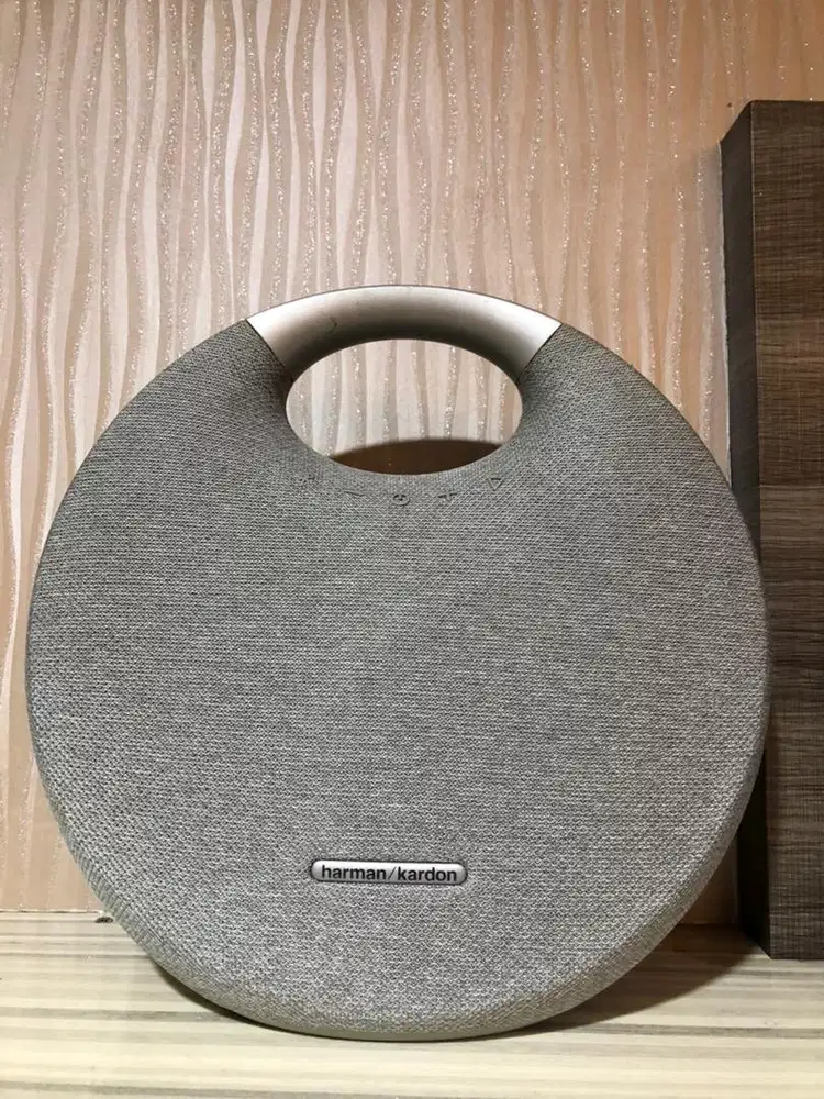 harmon kardon onyx studio 5