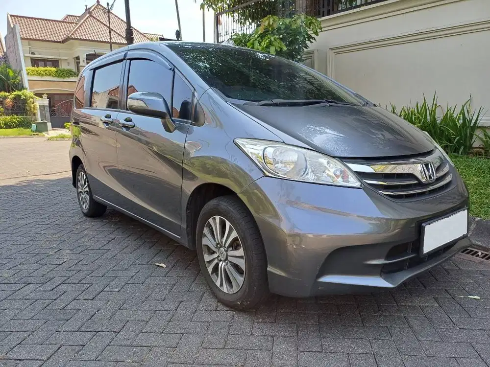 Honda Freed E PSD Matic 2013