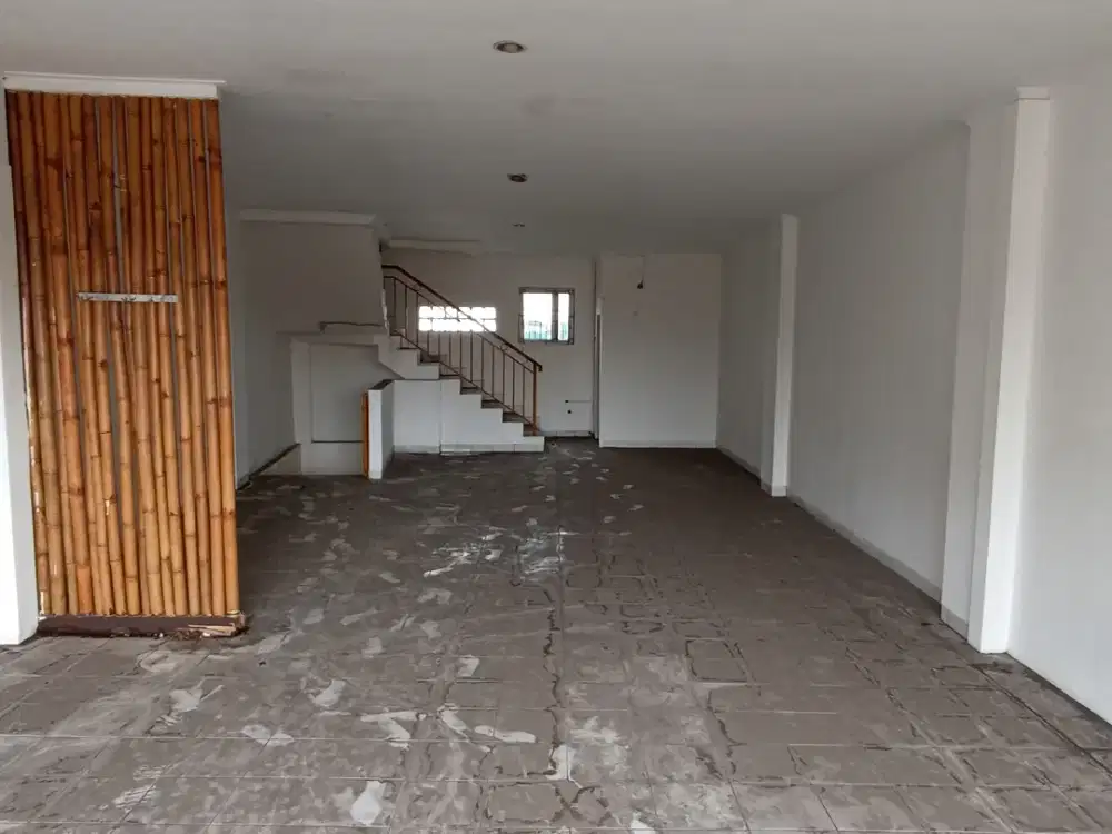 Lokasi Strategis ! Ruko di Jalan Raya Utama Kartini, Depok! High Traffic! 3 Lantai + 1 Rooftop!