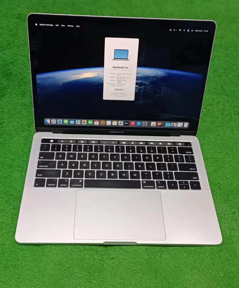 Apple MacBook Pro 2019 i7 16/1 TB Silver Touchbar Mulus Murah