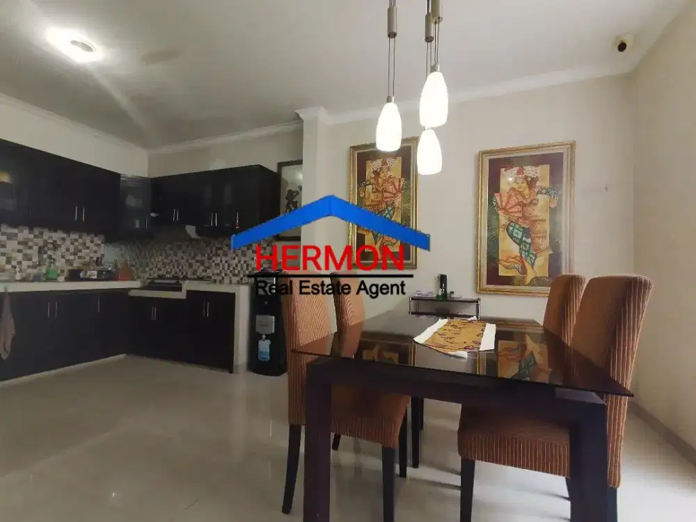 DIJUAL CEPAT BAGUS & BANGUNAN BESAR - RUMAH IDAMAN DI LEGENDA WISATA