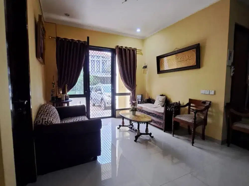 Dijual CPT Rumah Minimalis , Bangunan Besar - Rapih di Legenda wisata