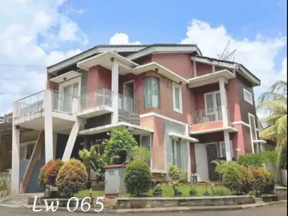 Dijual Rumah hoek Minimalis di Legenda wisata , Nego sampai Deal
