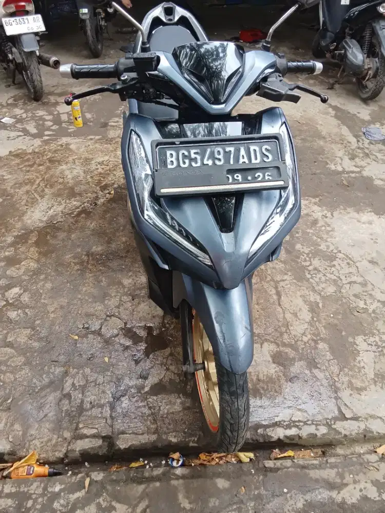Dijual motor vario 125 tahun 2021