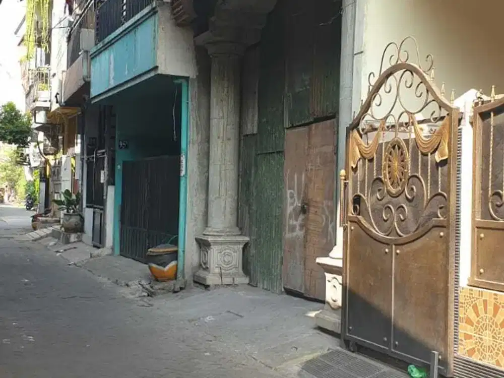 DiJual Rumah Kos di Dukuh Pakis blkg RS Mayapada Mayjen Sungkono