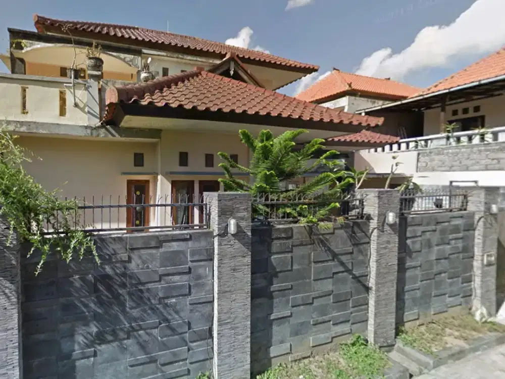 Rumah Strategis di Jalan Tukad Badung Dekat Santosa School Renon