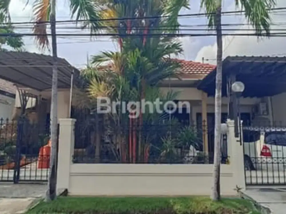 RUMAH TERAWAT LEBAR 12 AREA MANYAR