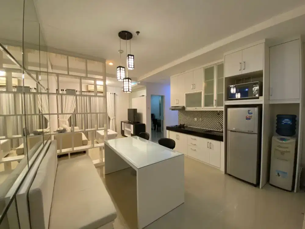 Disewakan Thamrin Residence 3BR + 1  104sqm pool view