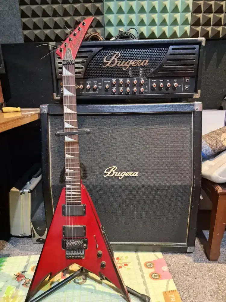 Dijual Sepaket Gitar Jackson + Ampi Bugera Tube