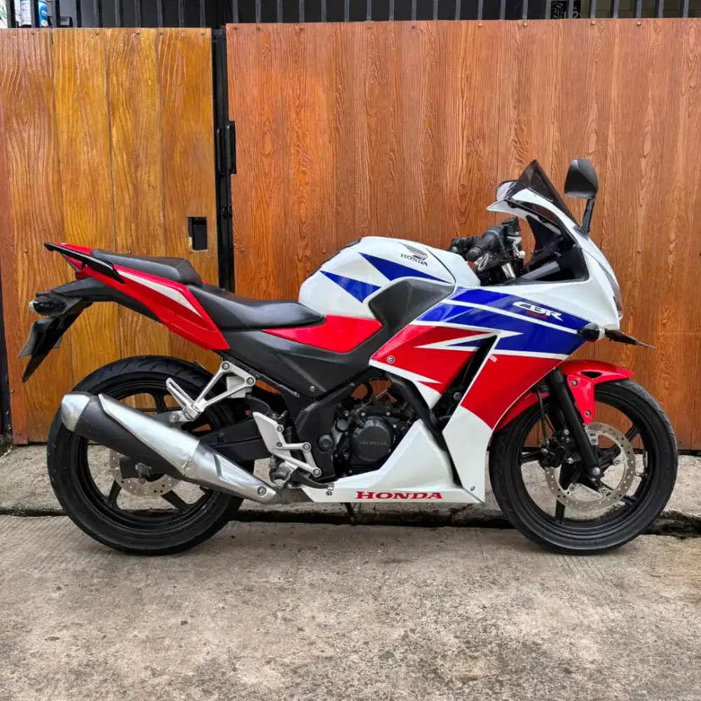 CBR 150R 2015 PAJAK ON SIAP PAKE TERMURAH