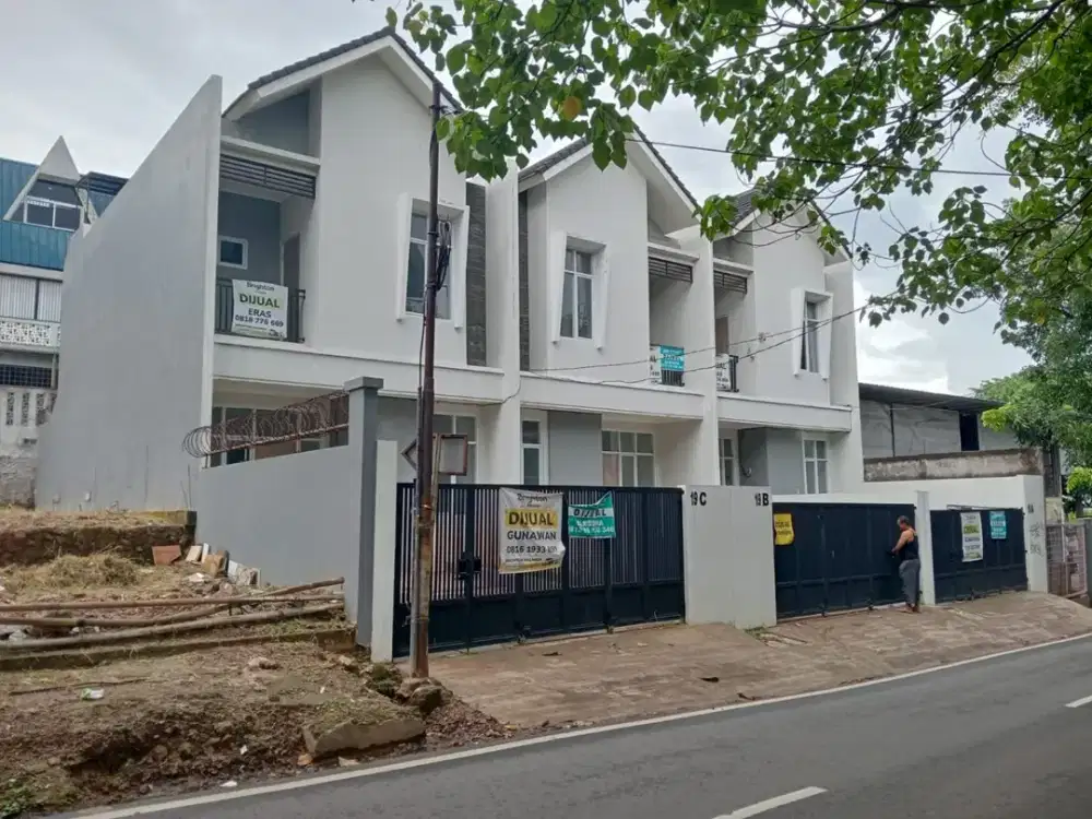 Dijual Rumah Hunian/Usaha 2 lantai 160Sqm Kav DKI Meruya Jakarta Barat