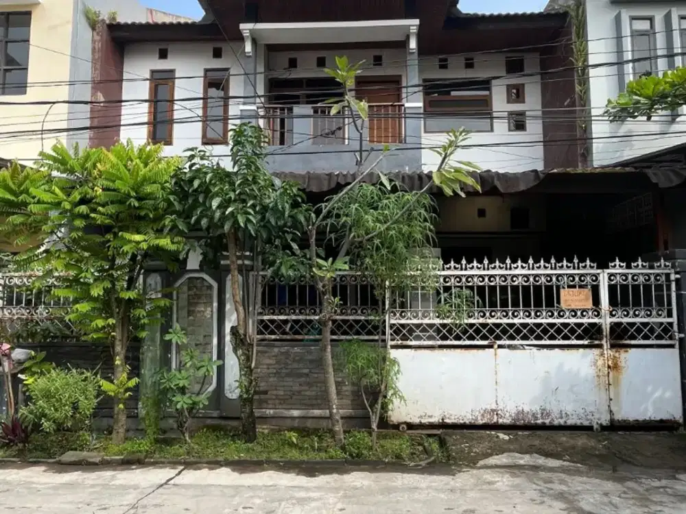 Rumah nyaman di Taman Kopo Indah II (dekat Bundaran Borma)