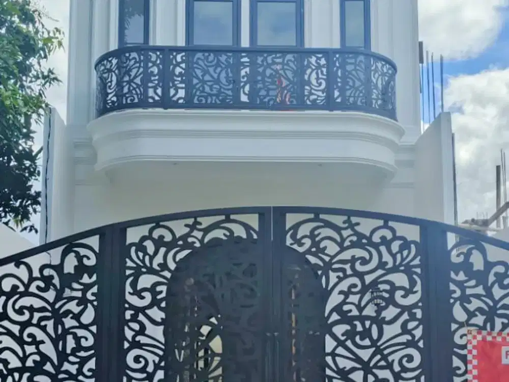Rumah Minimalis Modern di Kav Suad Komp Kejaksaan Tangerang
