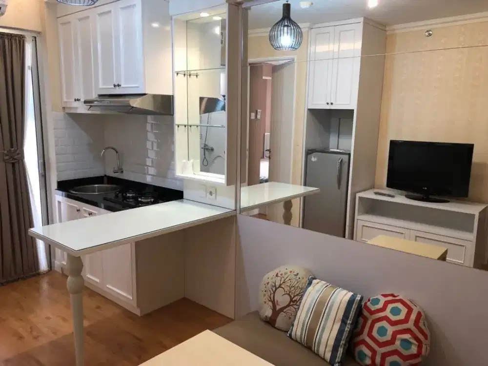 Apartemen Bassura City Tower Cattleya 2BR Semi Furnished