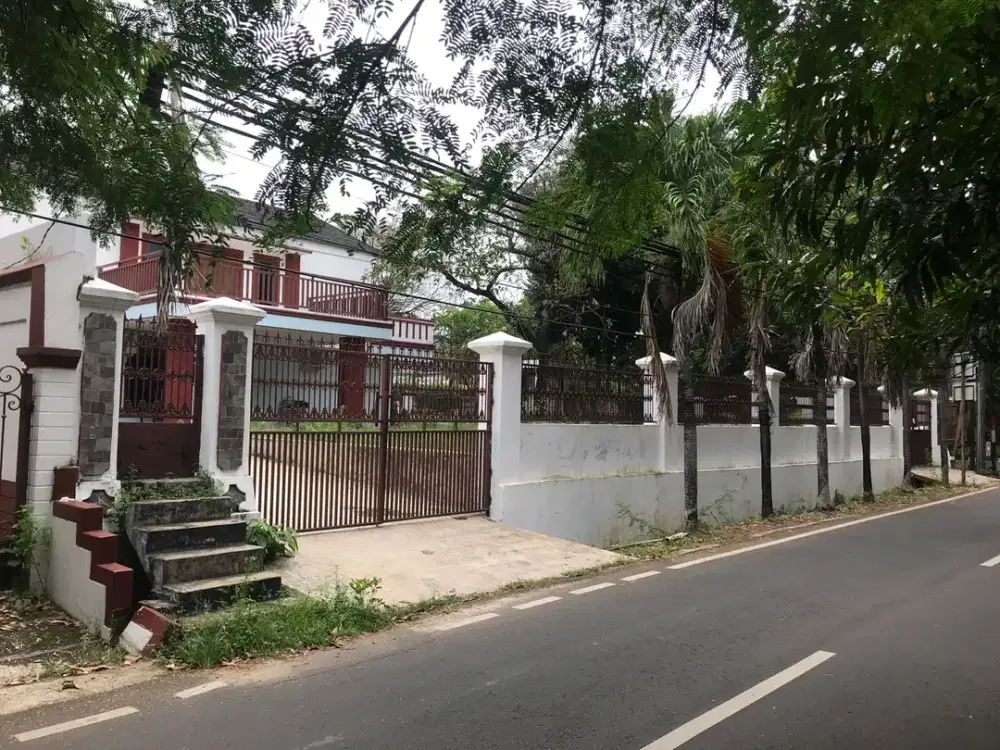 Rumah Hoek Di Area Billy Moon Jalan Hibrida Raya Pondok Kelapa Duren Sawit Jakarta Timur