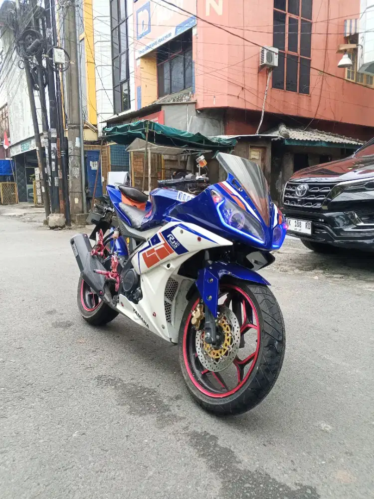 YAMAHA R15 MANUAL