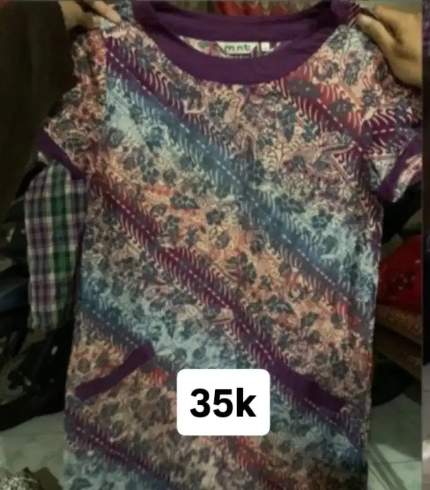 Atasan/blouse wanita pendek ungu