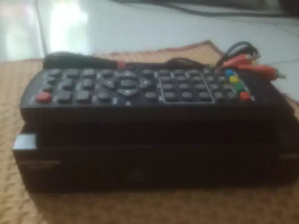 Set top box maxtron normal siap tonton nego tipis
