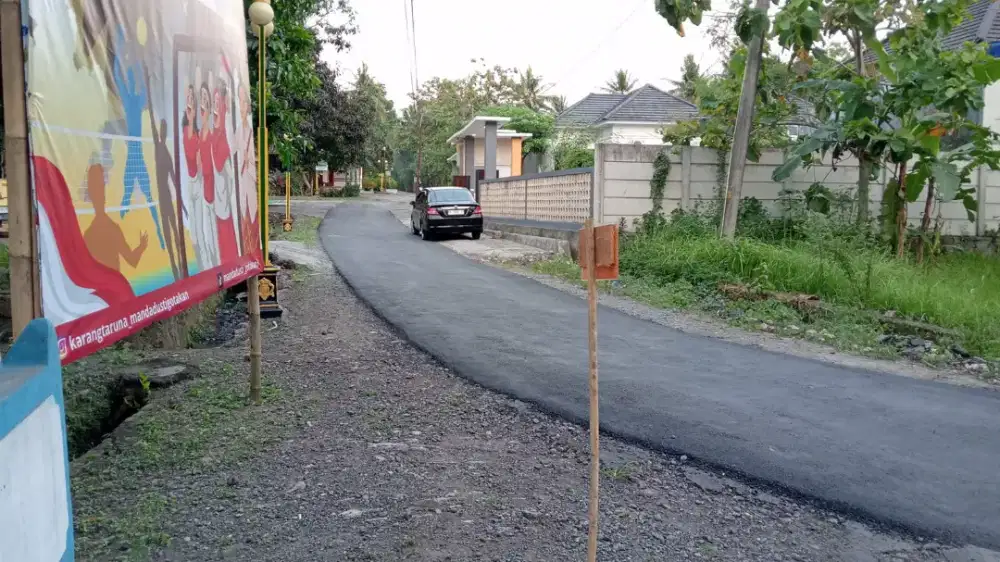 Jual tanah di komplek perumahan di Panjatan