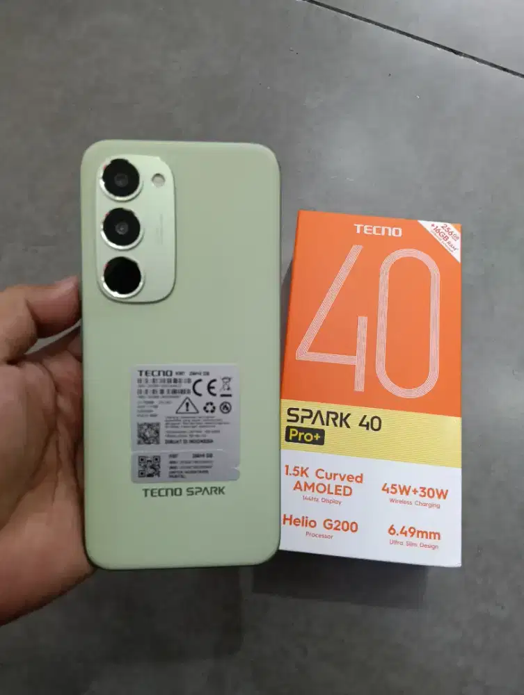 Tecno spark 40 pro plus ram 8/256gb fullset ori like new