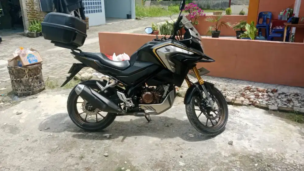 Jual motor advaneture touring