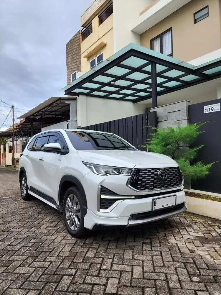 KM 8RB‼️ Toyota Innova Zenix Q Hybrid Modellista TH 2024 / 2023 Putih