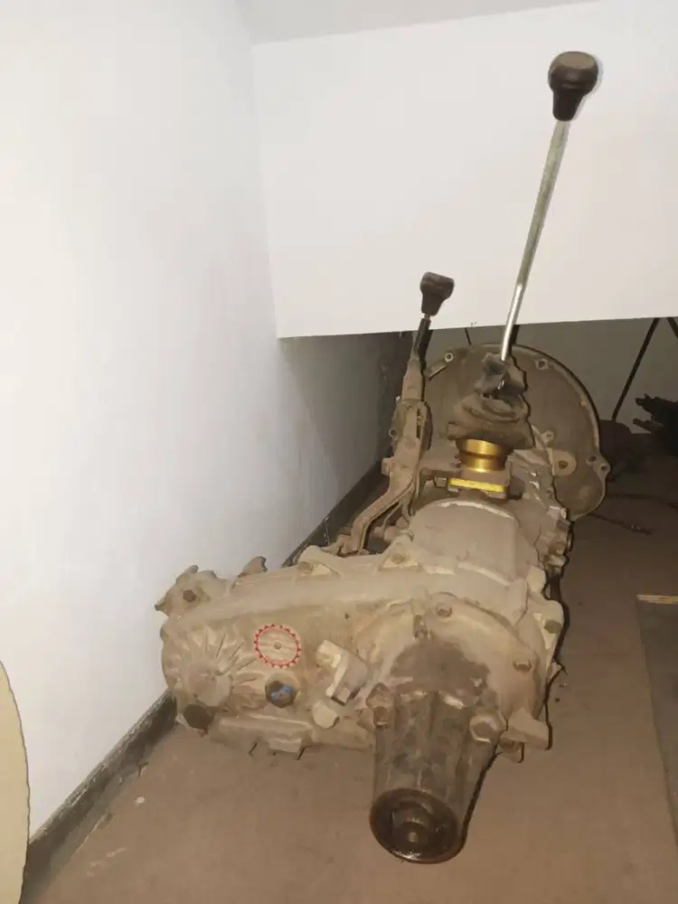 Gearbox / Transmisi Manual YJ 4.0 (5 Speed)