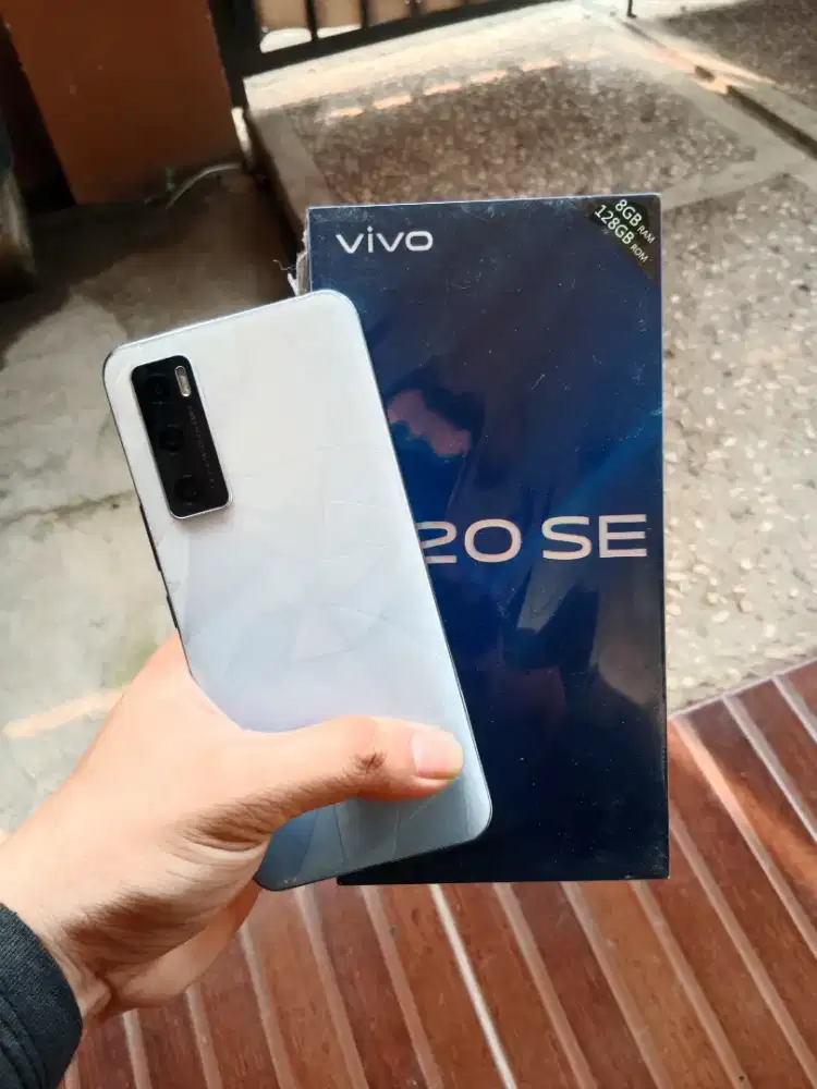 VIVO V20 SE RAM 8/128GB + NFC(FULLSET)